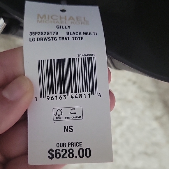 Michael kors tote and wallet - Picture 2 of 8